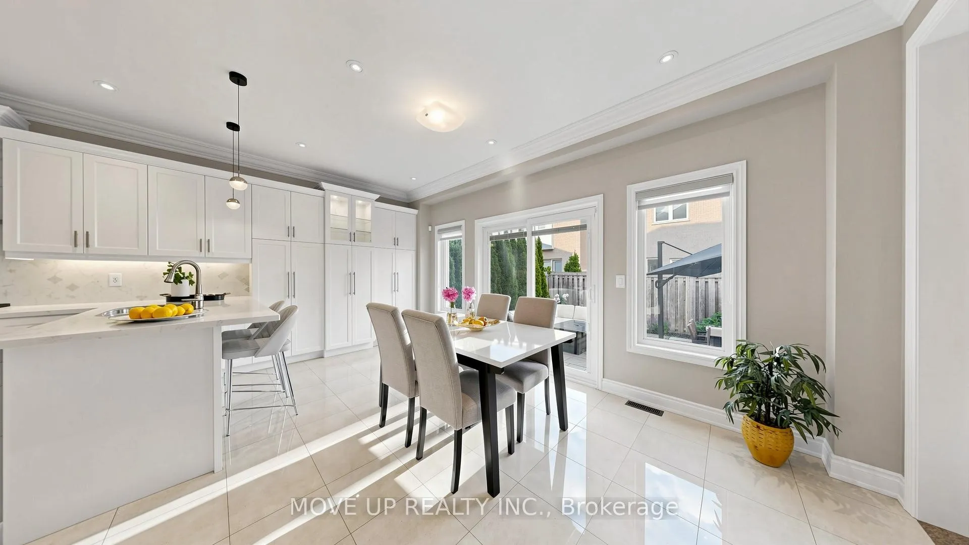 Photo 18 of 89 Chagall Drive, Vaughan, Patterson — HOMEH