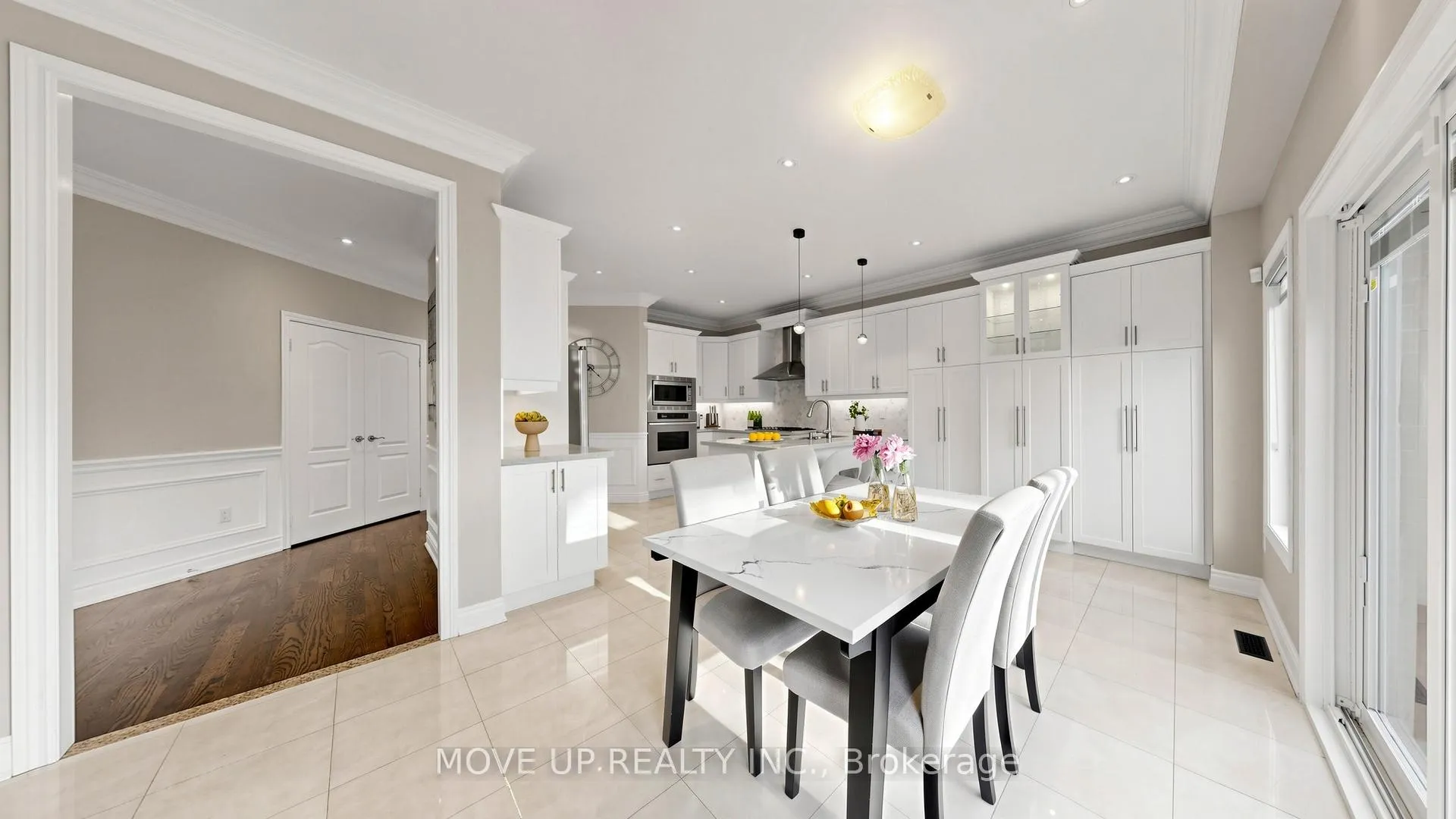 Photo 19 of 89 Chagall Drive, Vaughan, Patterson — HOMEH
