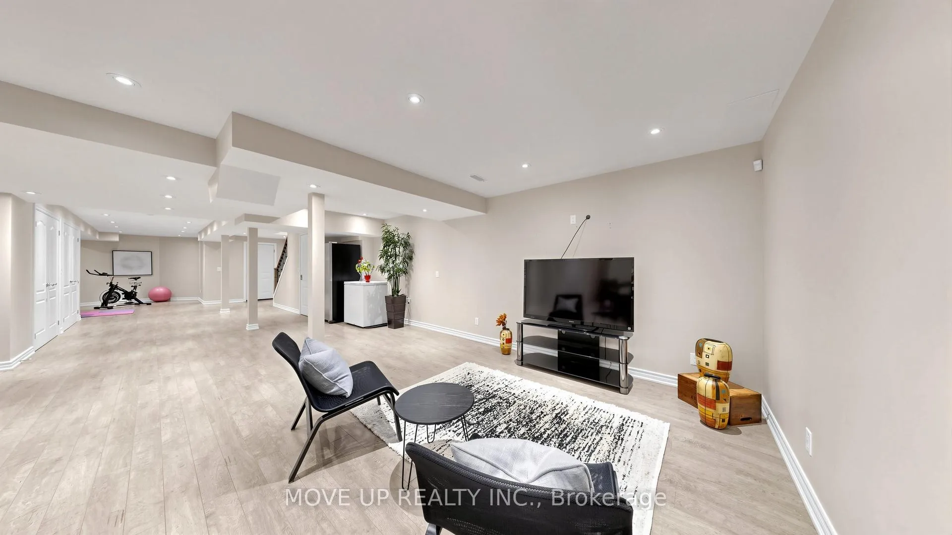 Photo 41 of 89 Chagall Drive, Vaughan, Patterson — HOMEH