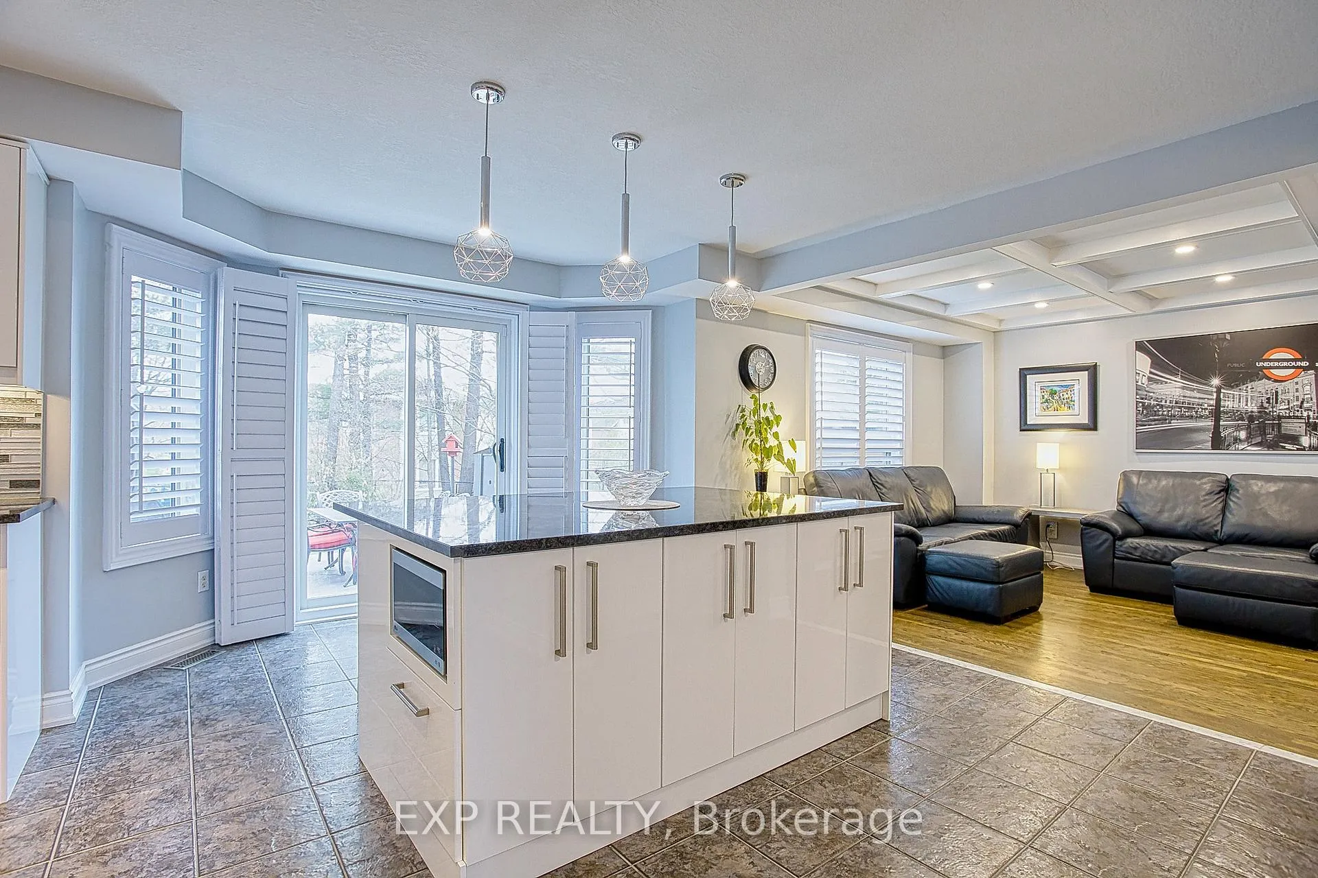 Photo 11 of 5 Shetland Drive, Hamilton, Waterdown — HOMEH
