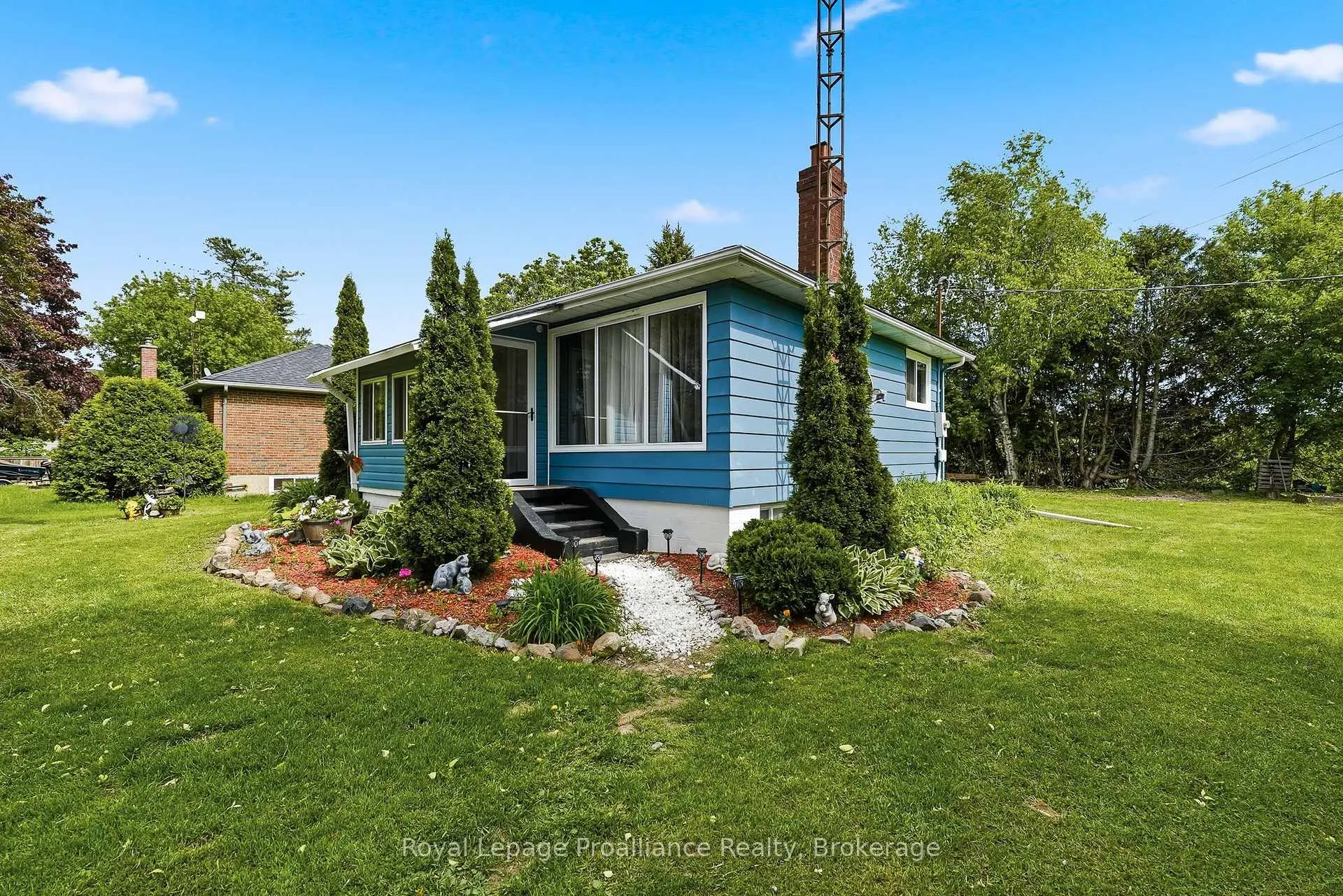 Photo 3 of 7497 Cavan Road, Hamilton Township, Rural Hamilton — HOMEH