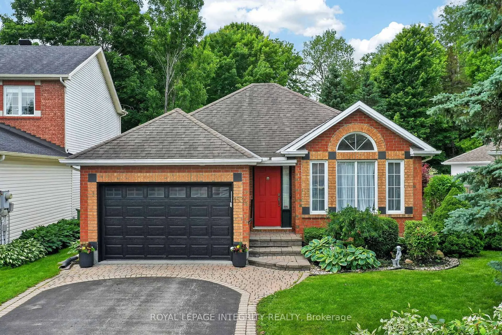 Front of 1535 Bonneville Crescent