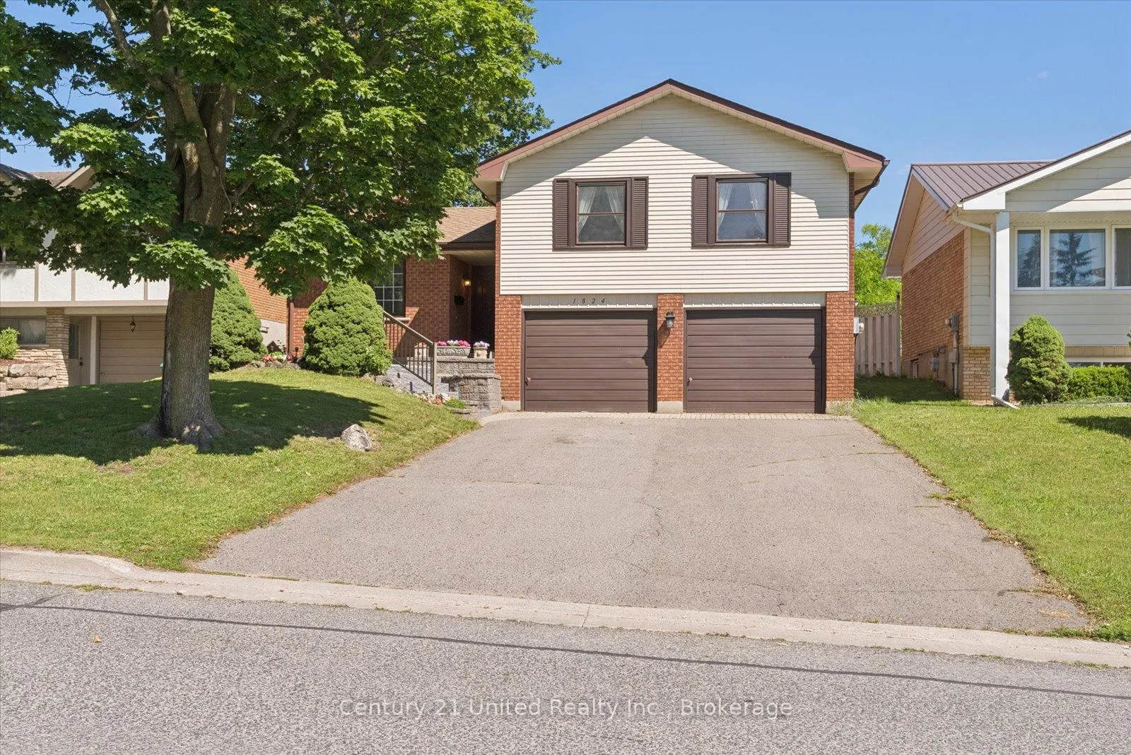 Photo 1 of 1824 Mapleridge Drive, Peterborough, Monaghan Ward 2 — HOMEH