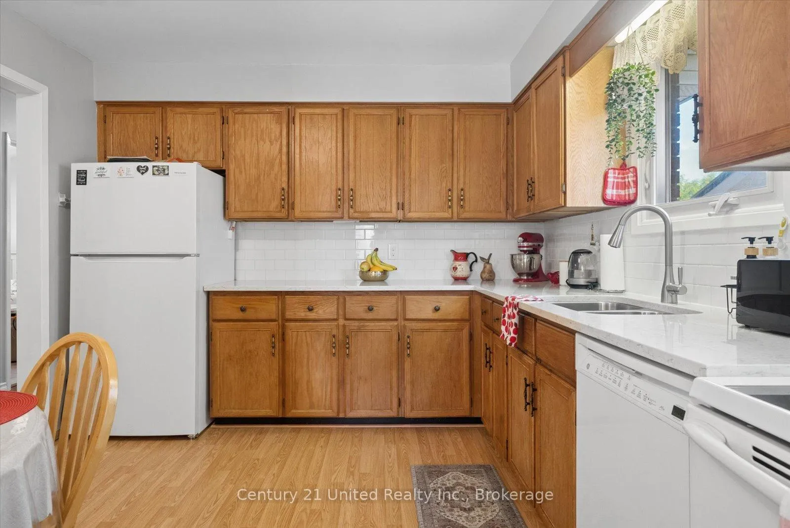 Photo 13 of 1824 Mapleridge Drive, Peterborough, Monaghan Ward 2 — HOMEH