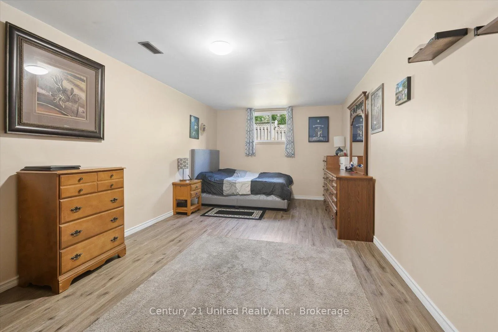 Photo 32 of 1824 Mapleridge Drive, Peterborough, Monaghan Ward 2 — HOMEH