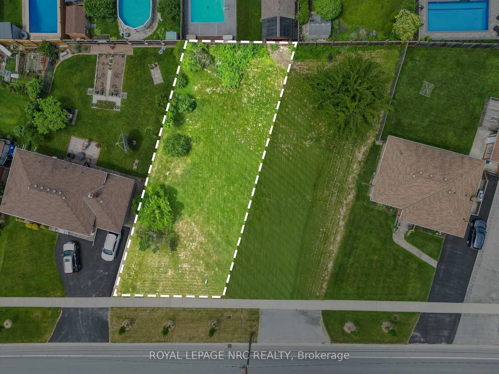Photo 17 of 267 Lakeshore Road, St. Catharines, Lakeshore — HOMEH