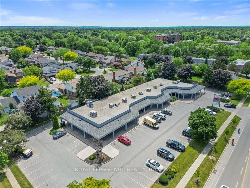 Photo 3 of 267 Lakeshore Road, St. Catharines, Lakeshore — HOMEH