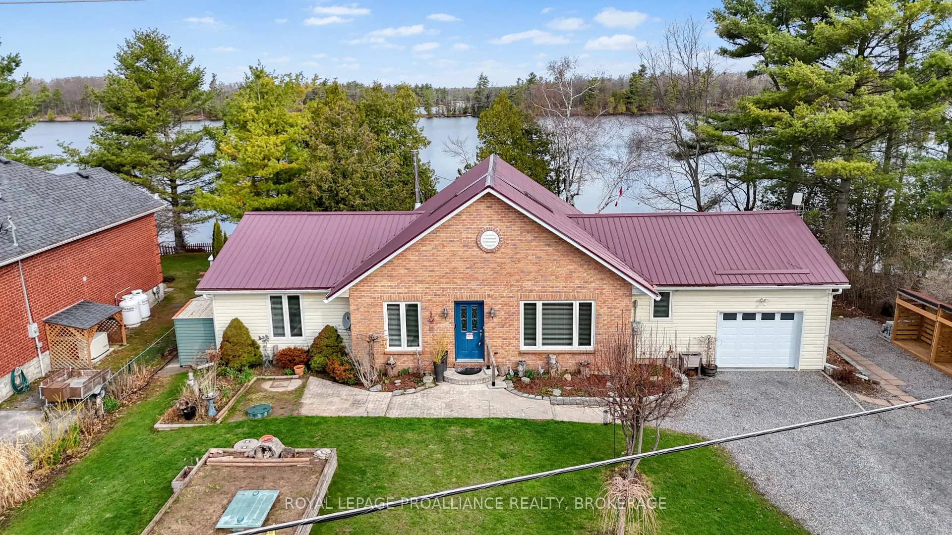 Photo 2 of 4909 Alex Mclean Lane, Frontenac, Frontenac South — HOMEH