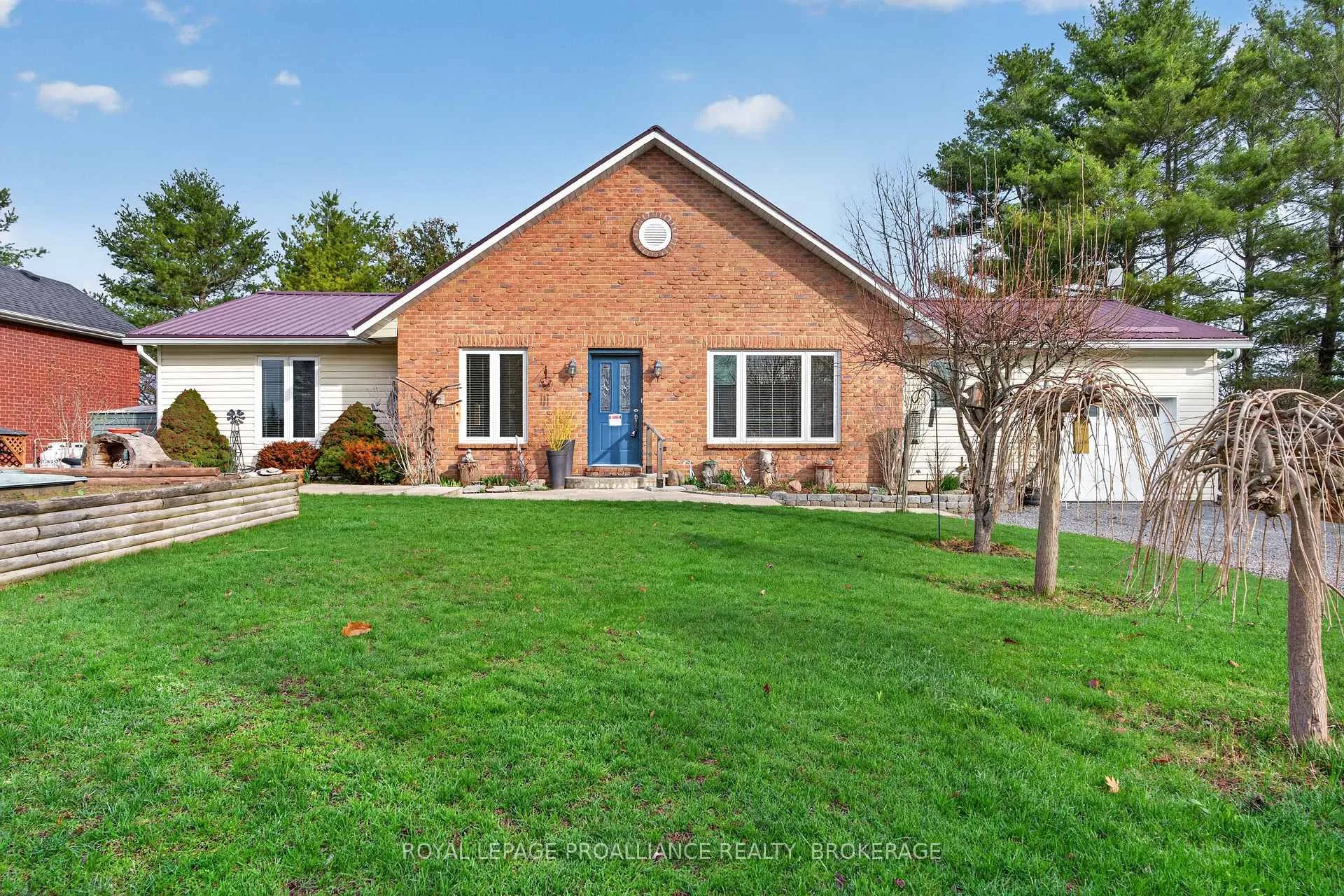 Photo 4 of 4909 Alex Mclean Lane, Frontenac, Frontenac South — HOMEH