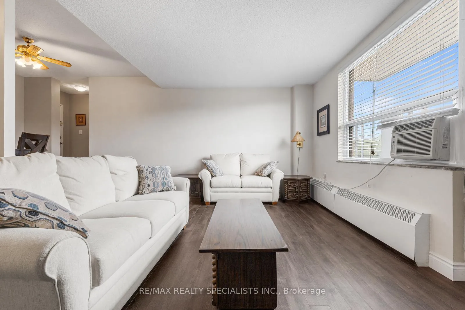Photo 6 of Unit 301, 49 Queen Street, Mississauga, Port Credit — HOMEH