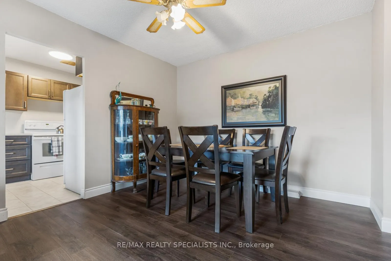 Photo 8 of Unit 301, 49 Queen Street, Mississauga, Port Credit — HOMEH