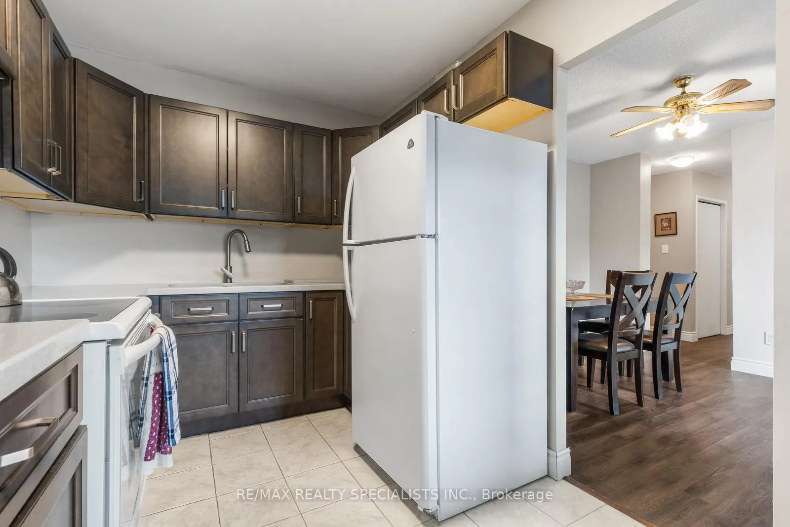 Photo 12 of Unit 301, 49 Queen Street, Mississauga, Port Credit — HOMEH