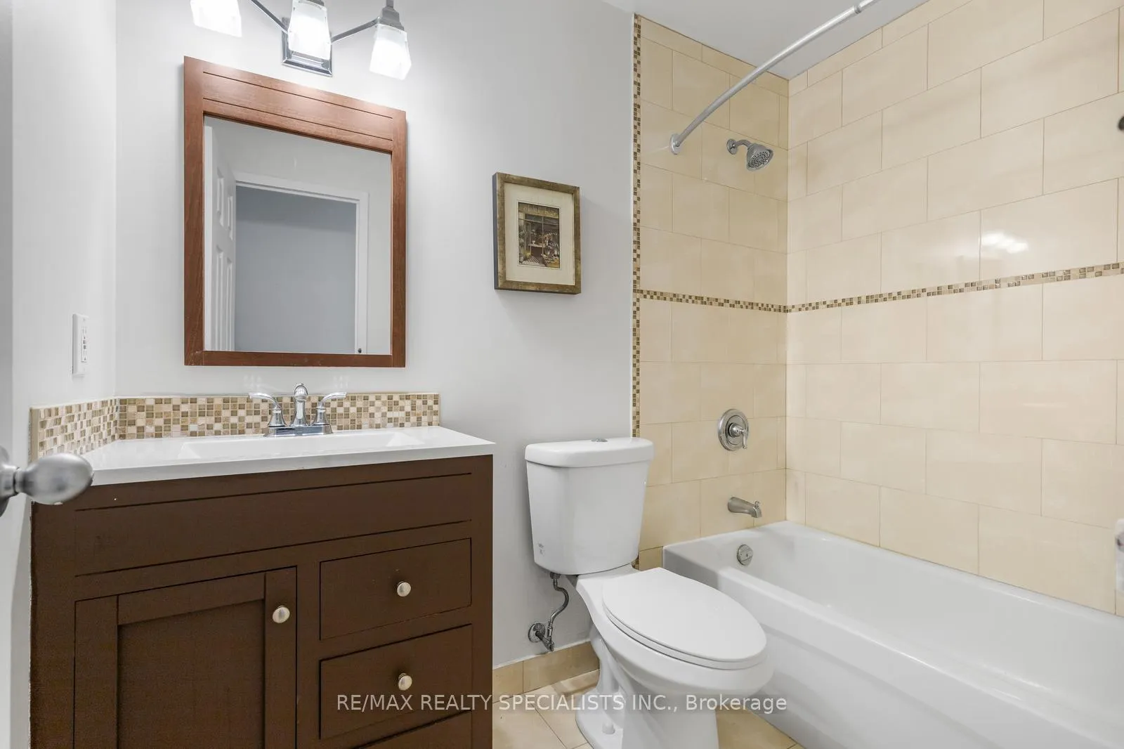 Photo 19 of Unit 301, 49 Queen Street, Mississauga, Port Credit — HOMEH