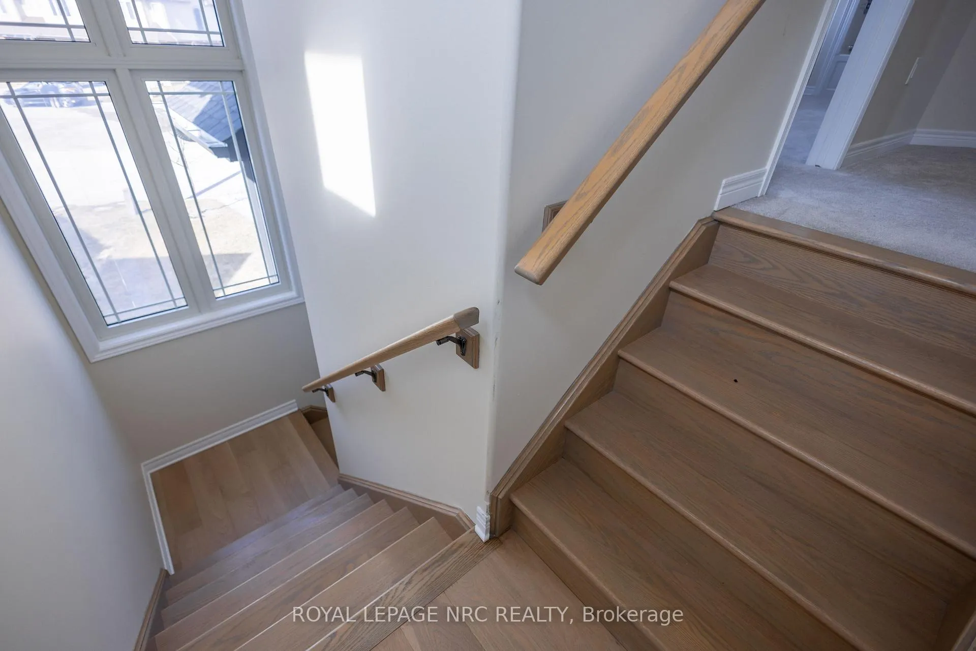 Photo 9 of 33 Cinnamon Street, Thorold, Rolling Meadows — HOMEH