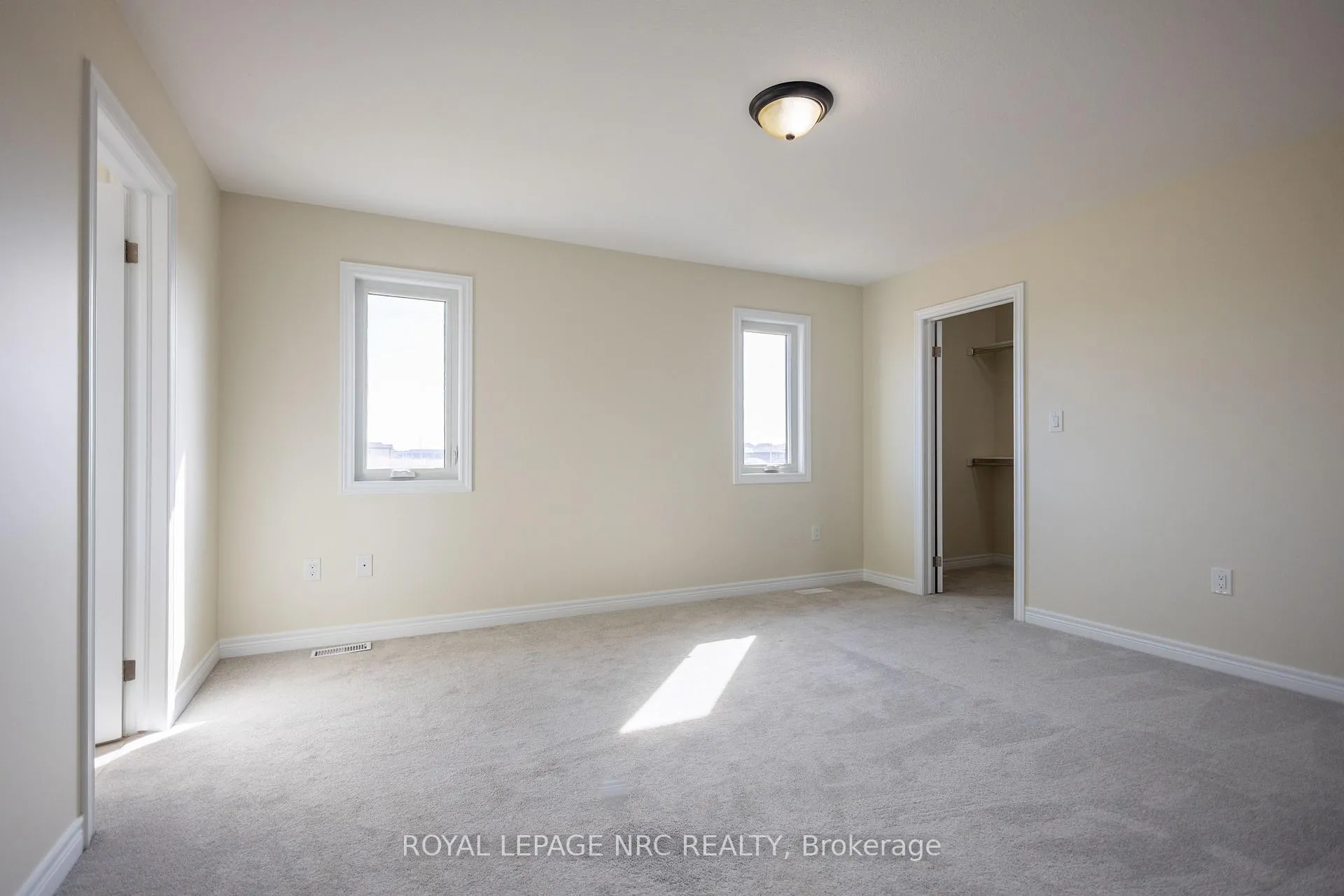 Photo 11 of 33 Cinnamon Street, Thorold, Rolling Meadows — HOMEH