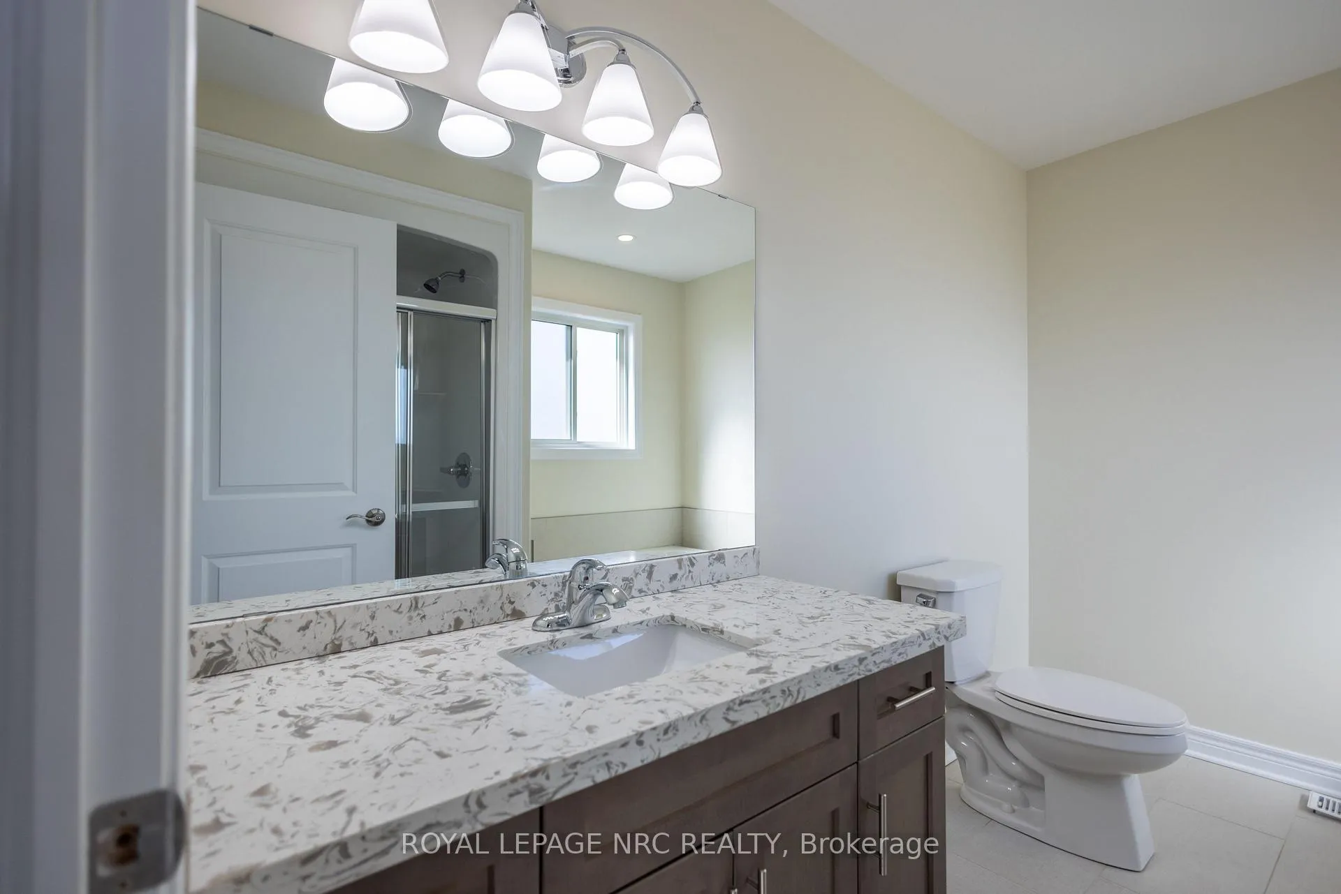 Photo 18 of 33 Cinnamon Street, Thorold, Rolling Meadows — HOMEH