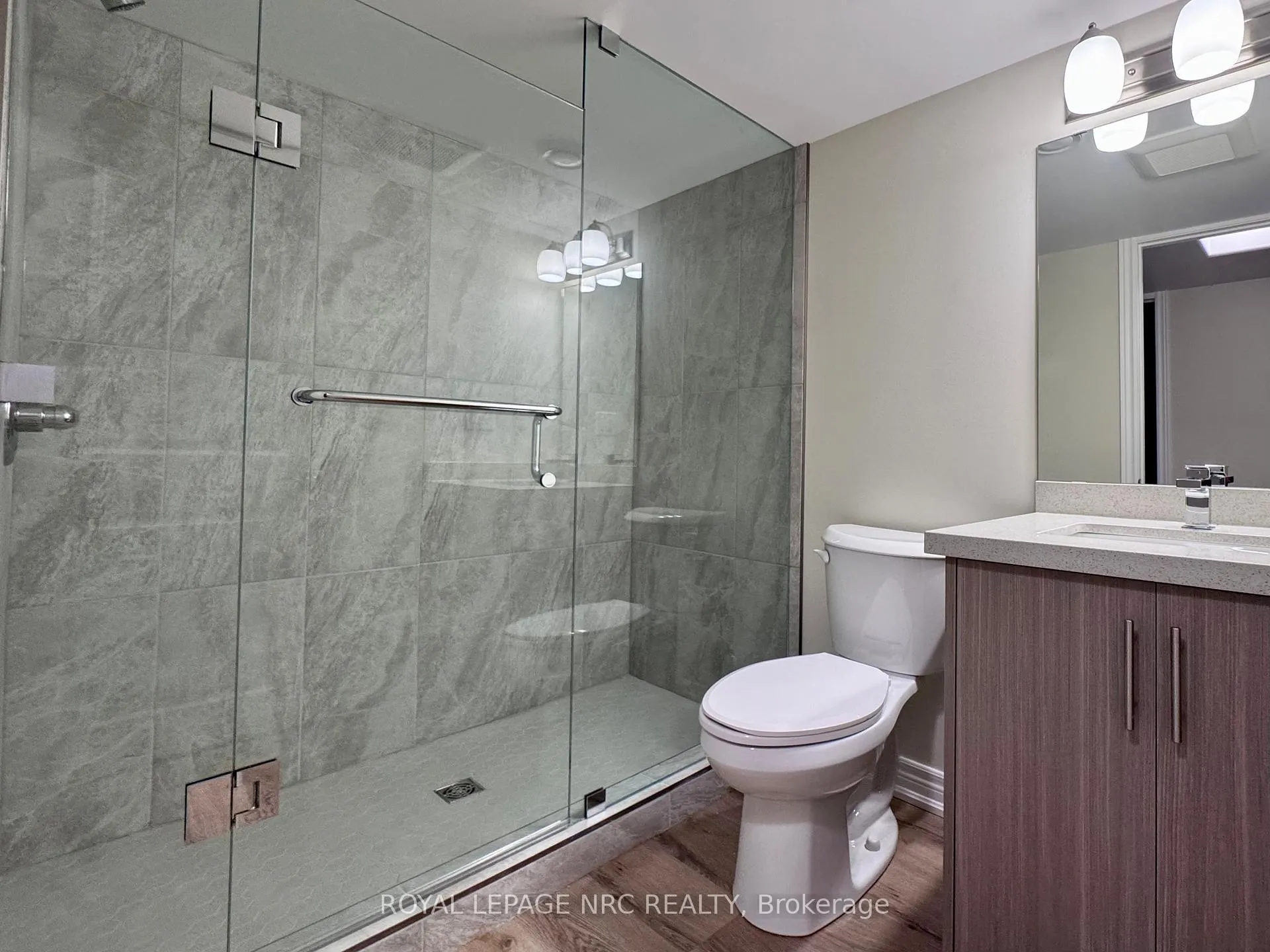 Photo 23 of 33 Cinnamon Street, Thorold, Rolling Meadows — HOMEH