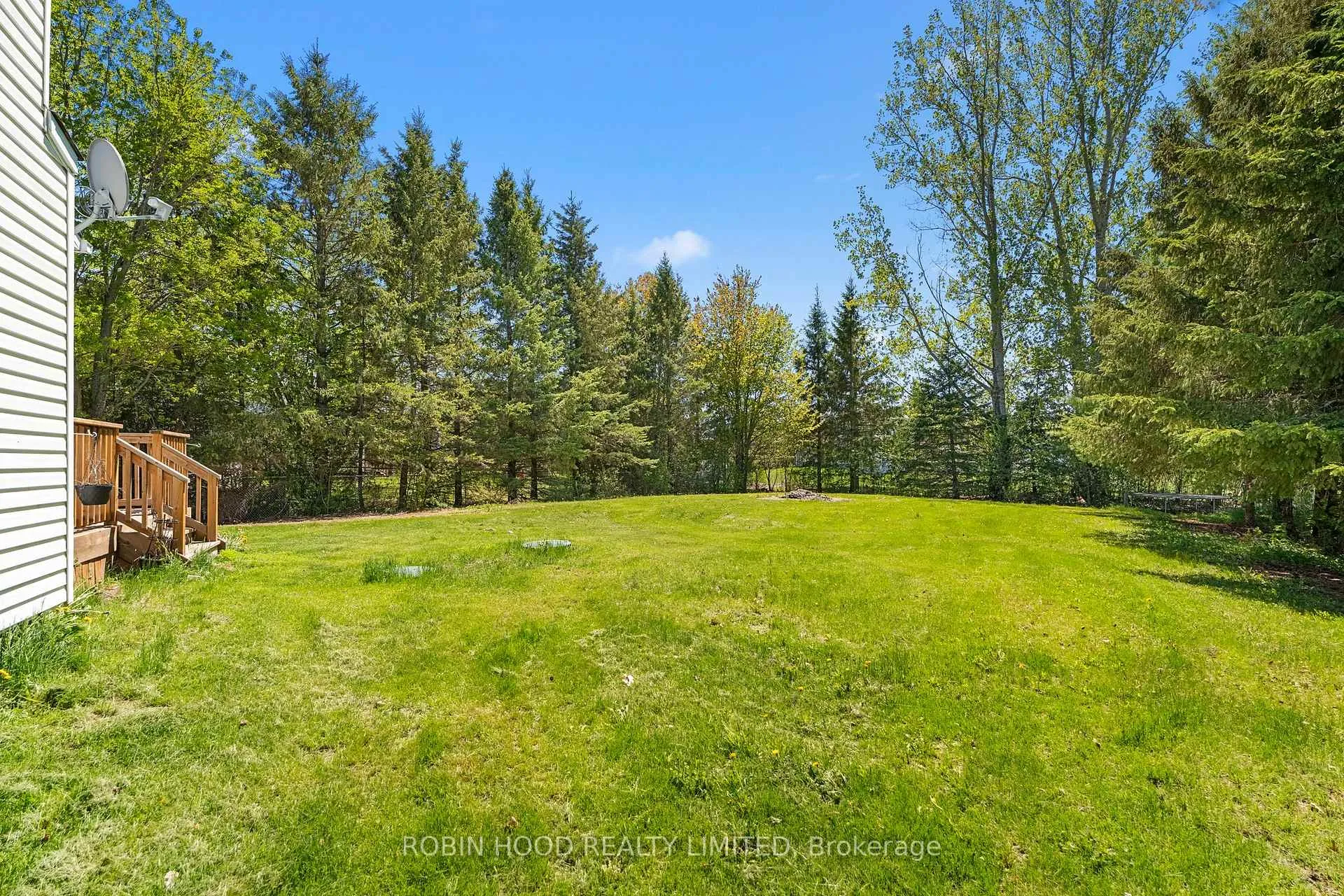 Photo 27 of 121 Porcupine Trail, Ottawa, Dunrobin Shores — HOMEH