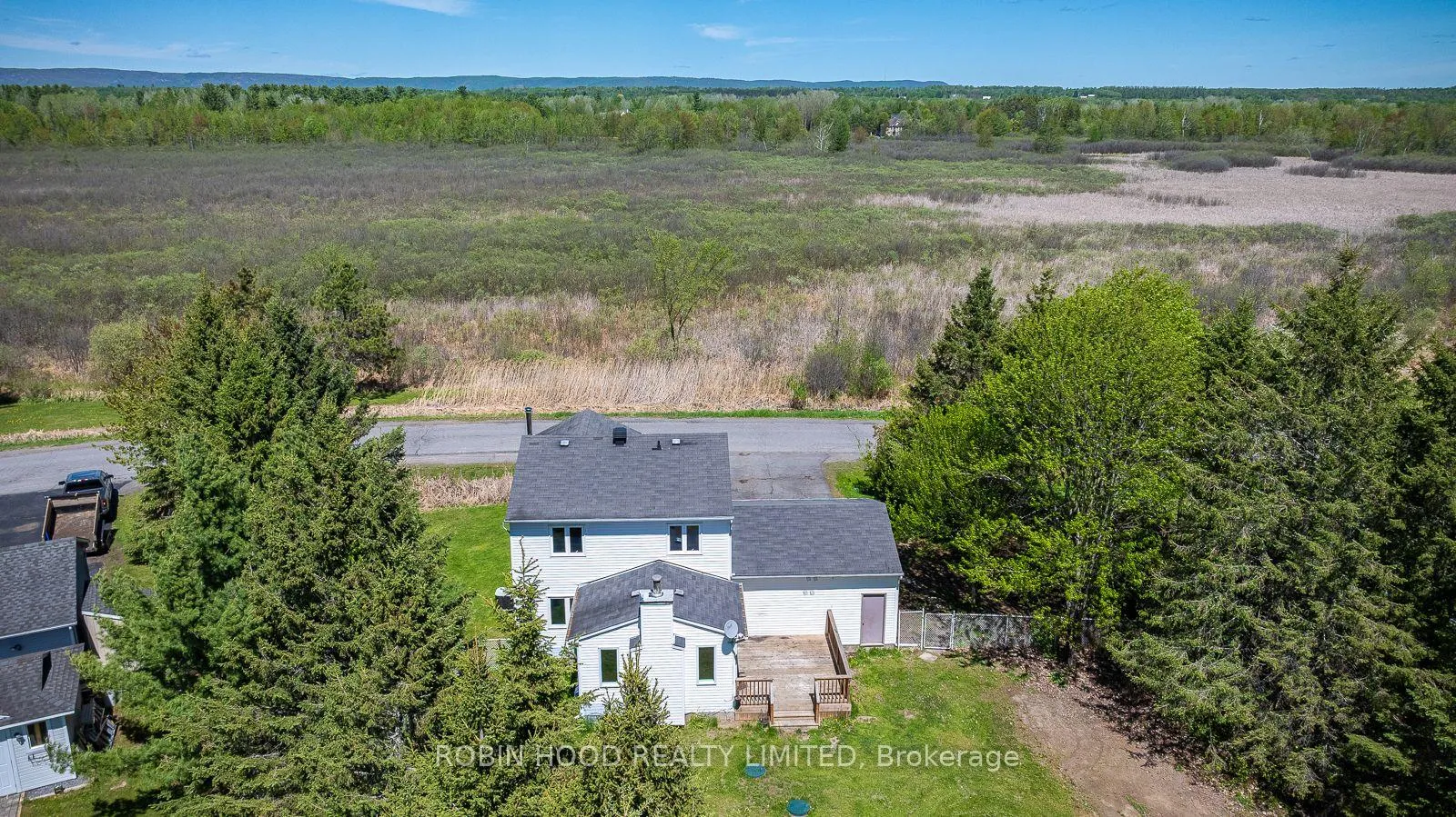 Photo 28 of 121 Porcupine Trail, Ottawa, Dunrobin Shores — HOMEH