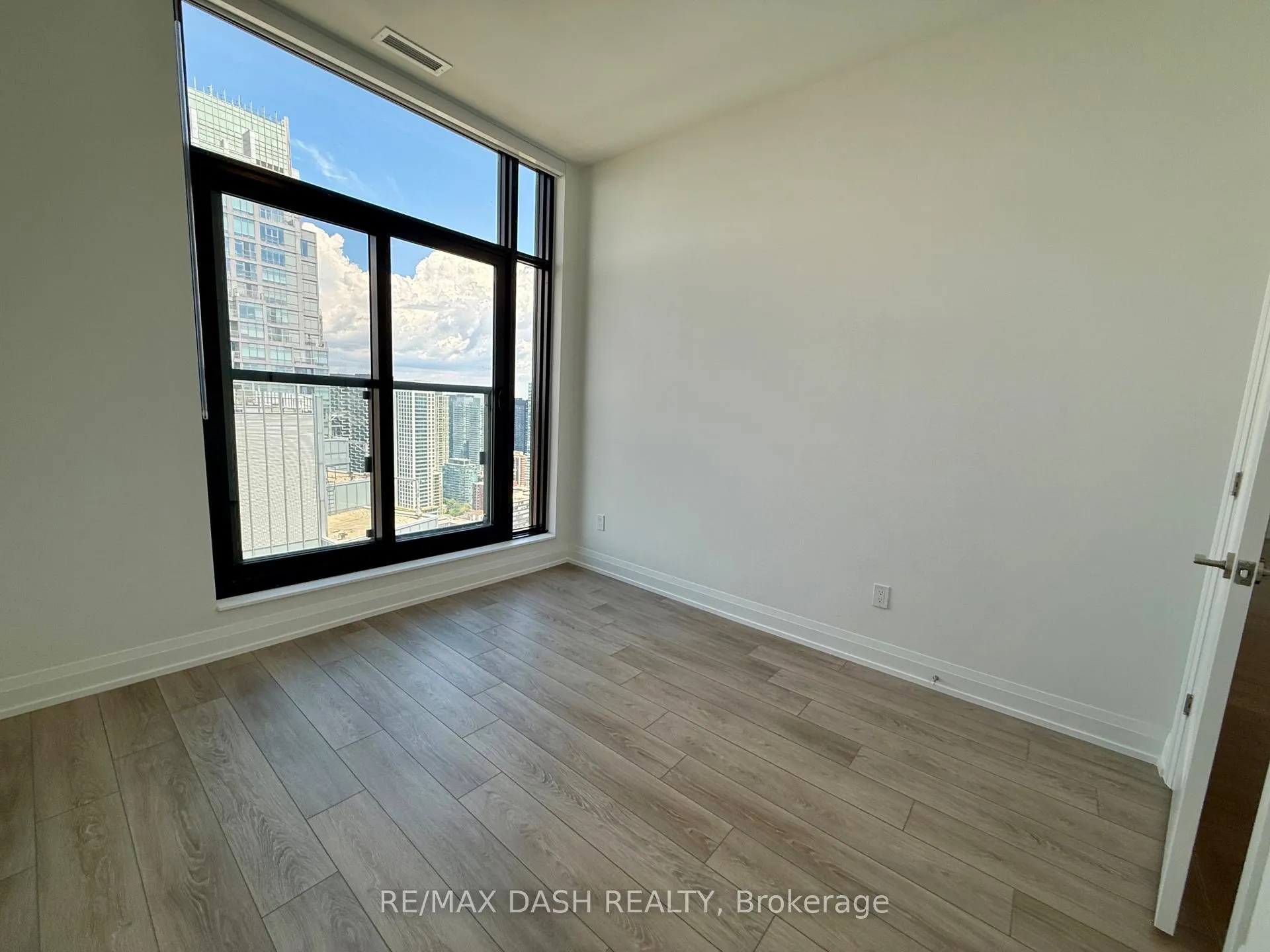 Photo 20 of Unit PH06, 20 Soudan Avenue, Toronto, Mount Pleasant West — HOMEH