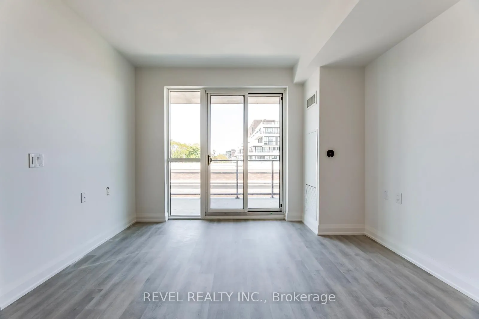 Photo 10 of Unit 501, 2369 Danforth Avenue, Toronto, East End-Danforth — HOMEH