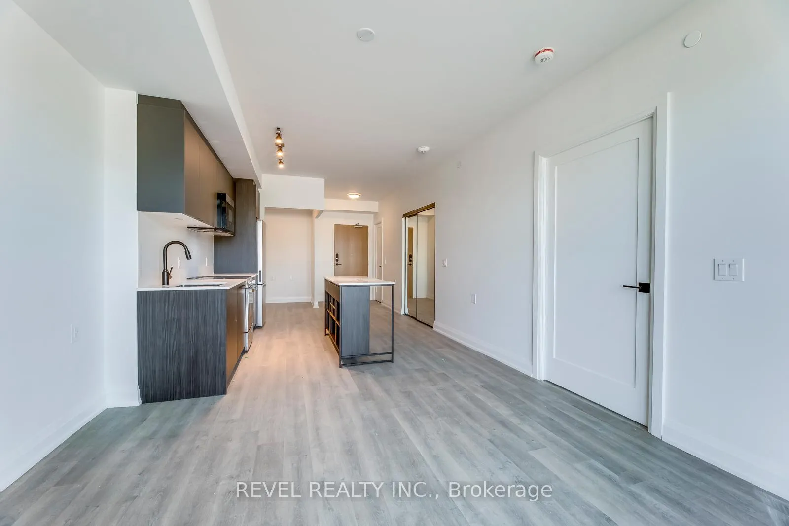 Photo 13 of Unit 501, 2369 Danforth Avenue, Toronto, East End-Danforth — HOMEH