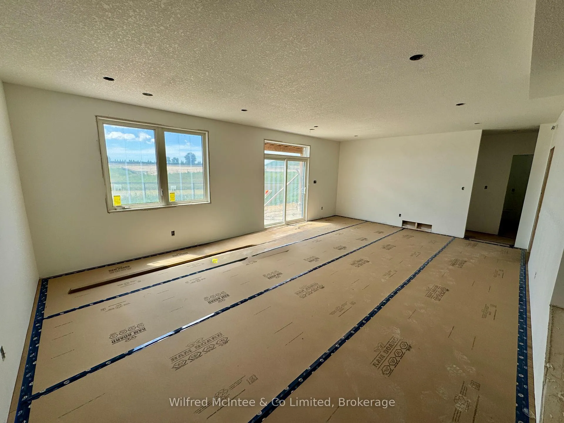 Photo 17 of 38 Galen Street, South Bruce — HOMEH