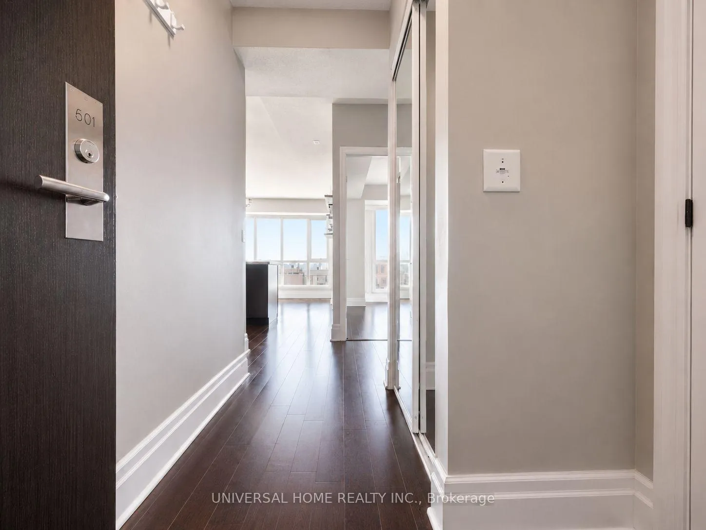 Photo 3 of Unit 501, 39 Upper Duke Crescent, Markham, Unionville — HOMEH