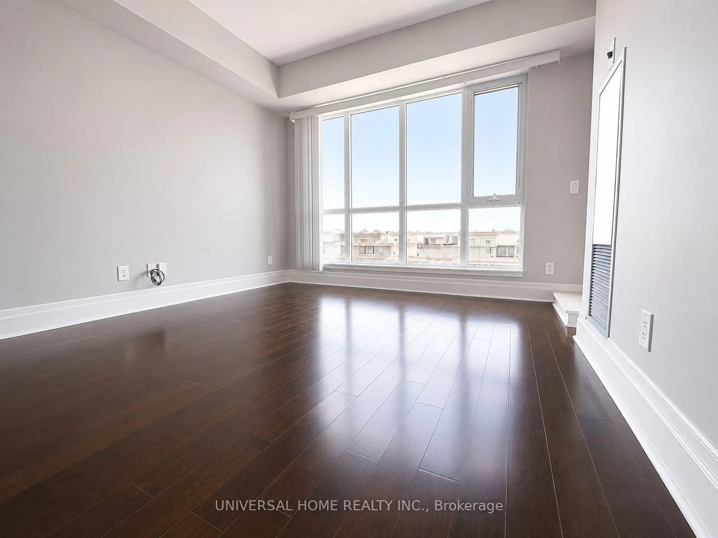 Photo 5 of Unit 501, 39 Upper Duke Crescent, Markham, Unionville — HOMEH