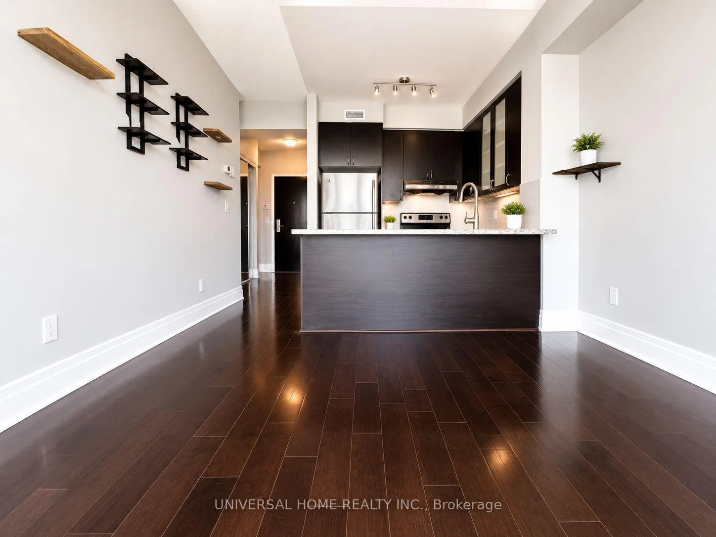 Photo 6 of Unit 501, 39 Upper Duke Crescent, Markham, Unionville — HOMEH