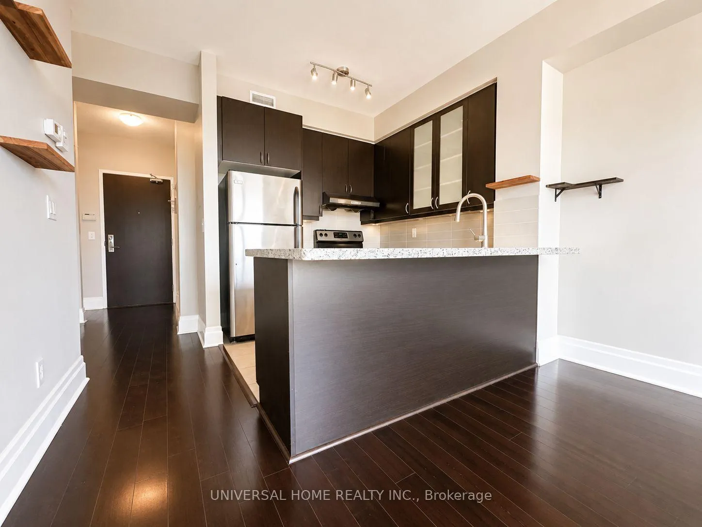 Photo 7 of Unit 501, 39 Upper Duke Crescent, Markham, Unionville — HOMEH