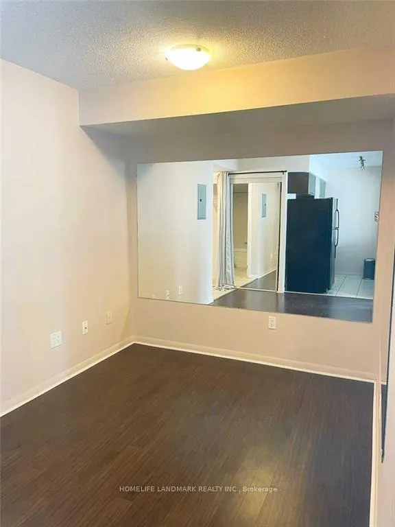 Photo 9 of Unit 608, 37 Grosvenor Street, Toronto, Bay Street Corridor — HOMEH