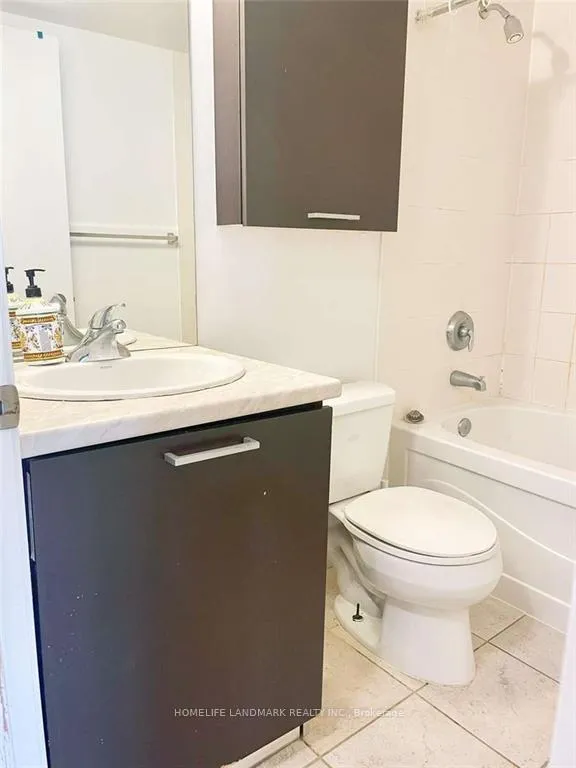 Photo 10 of Unit 608, 37 Grosvenor Street, Toronto, Bay Street Corridor — HOMEH