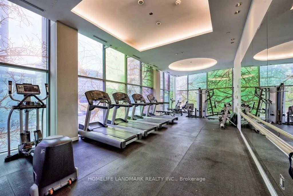 Photo 13 of Unit 608, 37 Grosvenor Street, Toronto, Bay Street Corridor — HOMEH