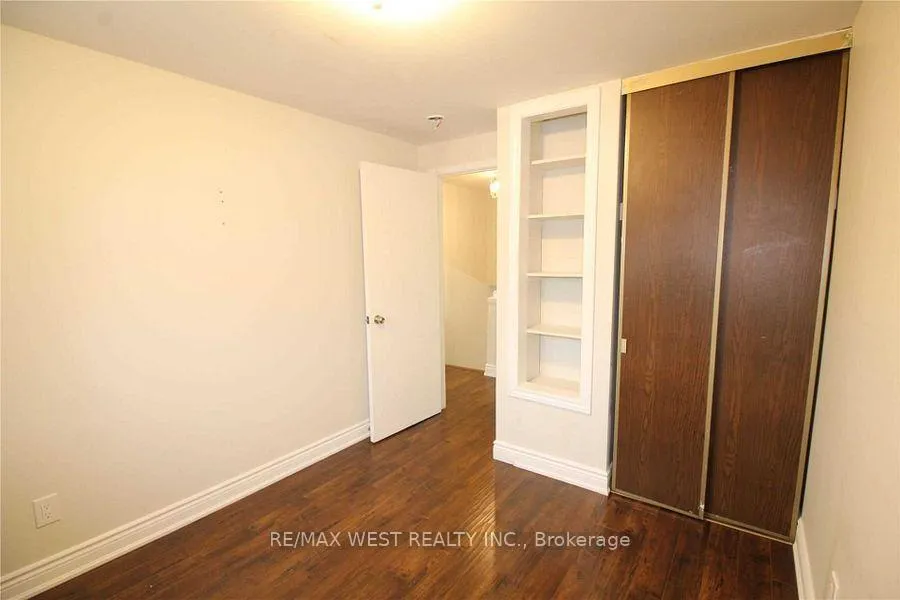 Photo 7 of Unit Upper, 11 Tindale Road, Brampton, Madoc — HOMEH
