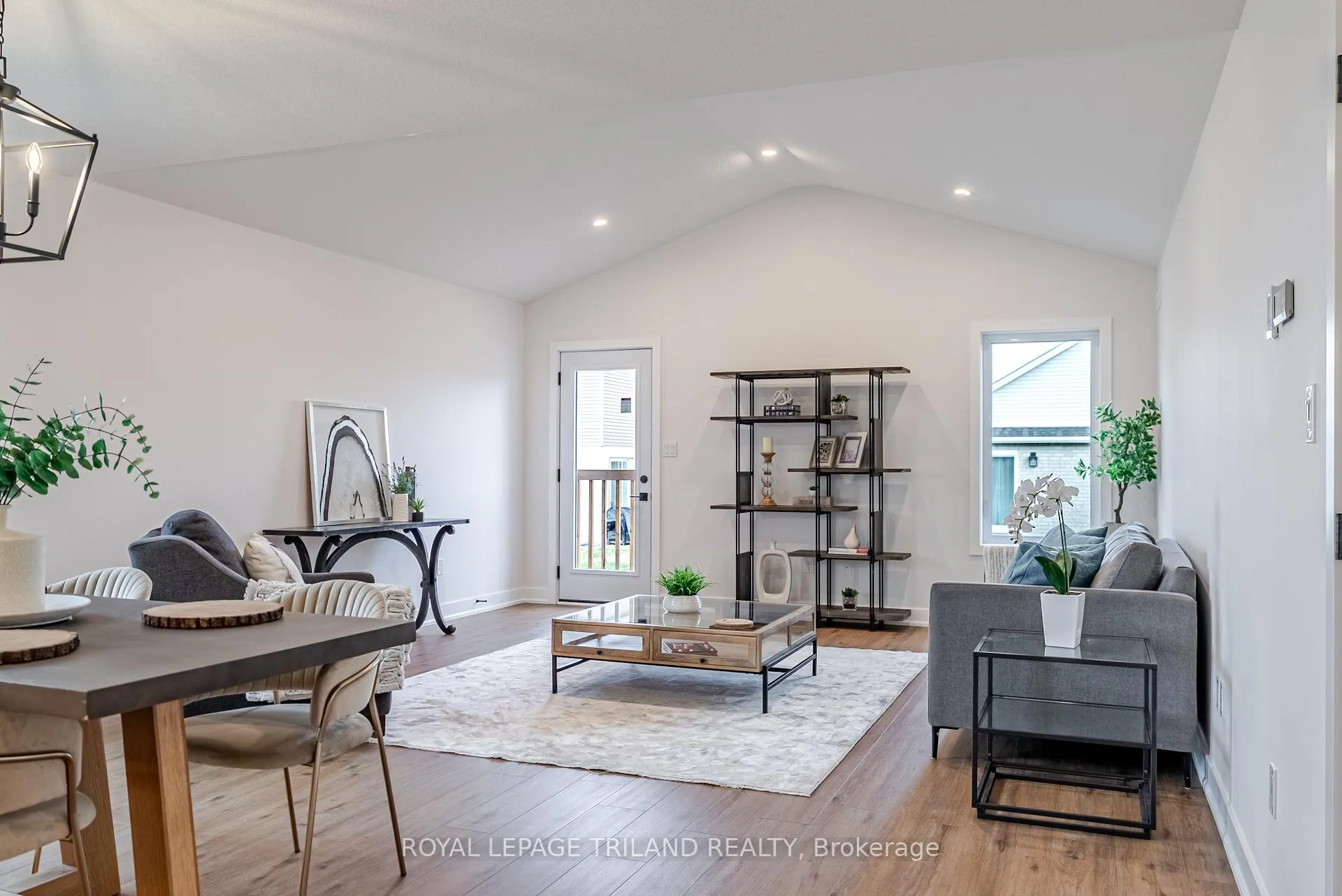 Photo 32 of 134 Styles Drive, St. Thomas — HOMEH