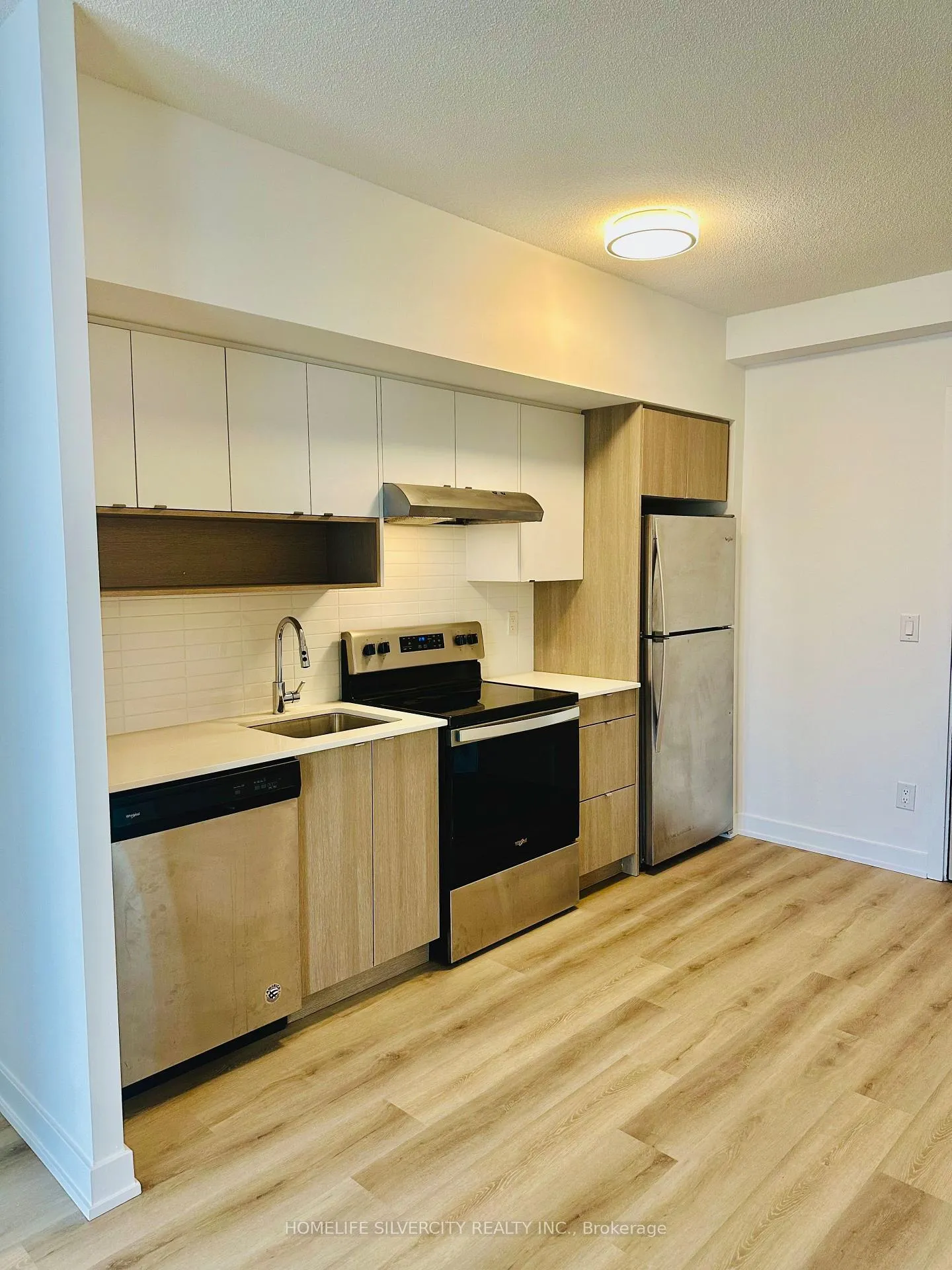 Photo 1 of Unit 608, 1117 Cooke Boulevard, Burlington, LaSalle — HOMEH