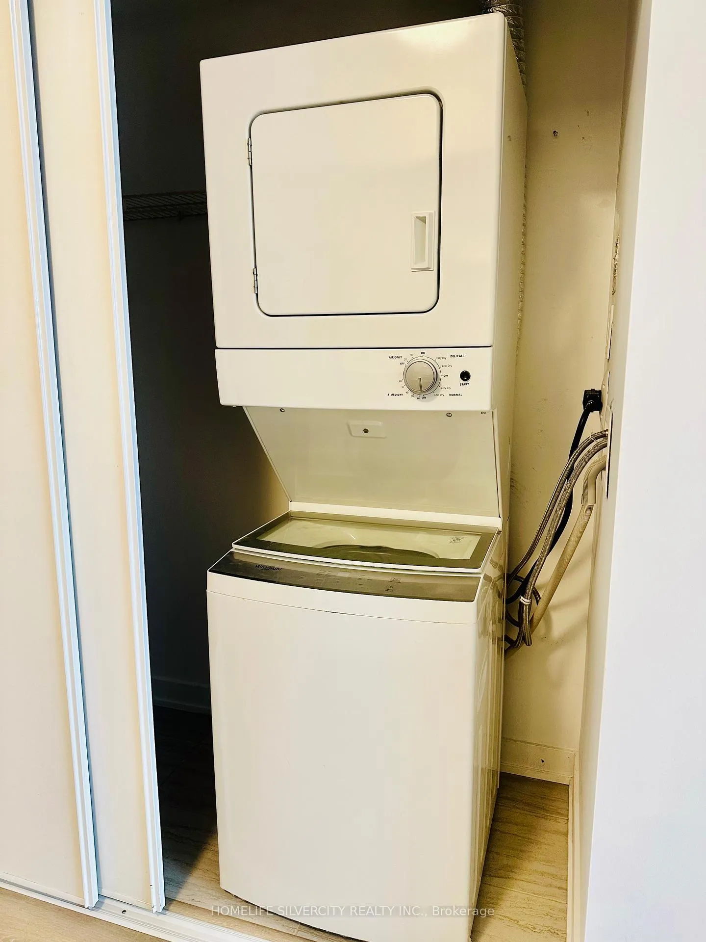Photo 6 of Unit 608, 1117 Cooke Boulevard, Burlington, LaSalle — HOMEH