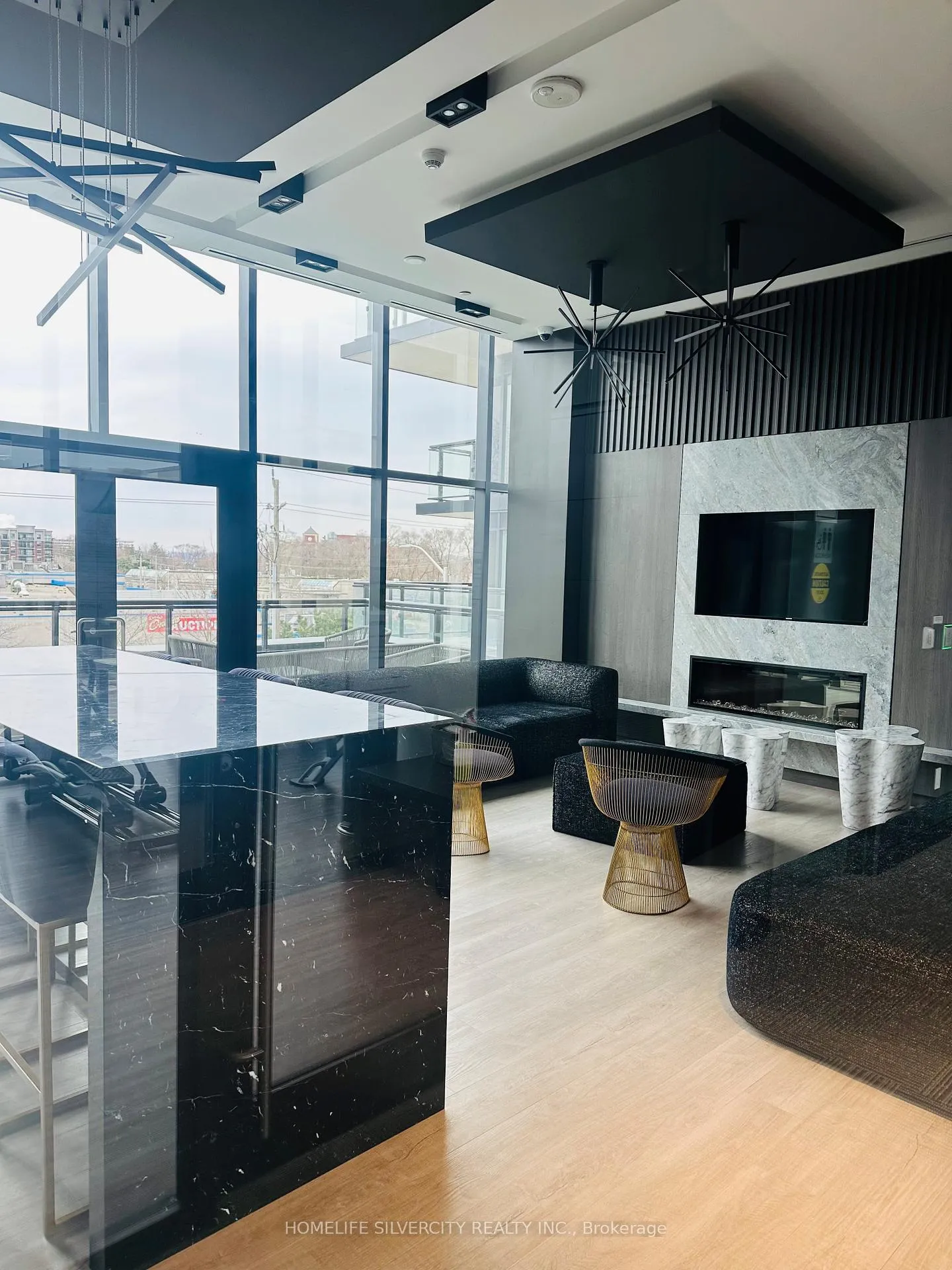 Photo 8 of Unit 608, 1117 Cooke Boulevard, Burlington, LaSalle — HOMEH