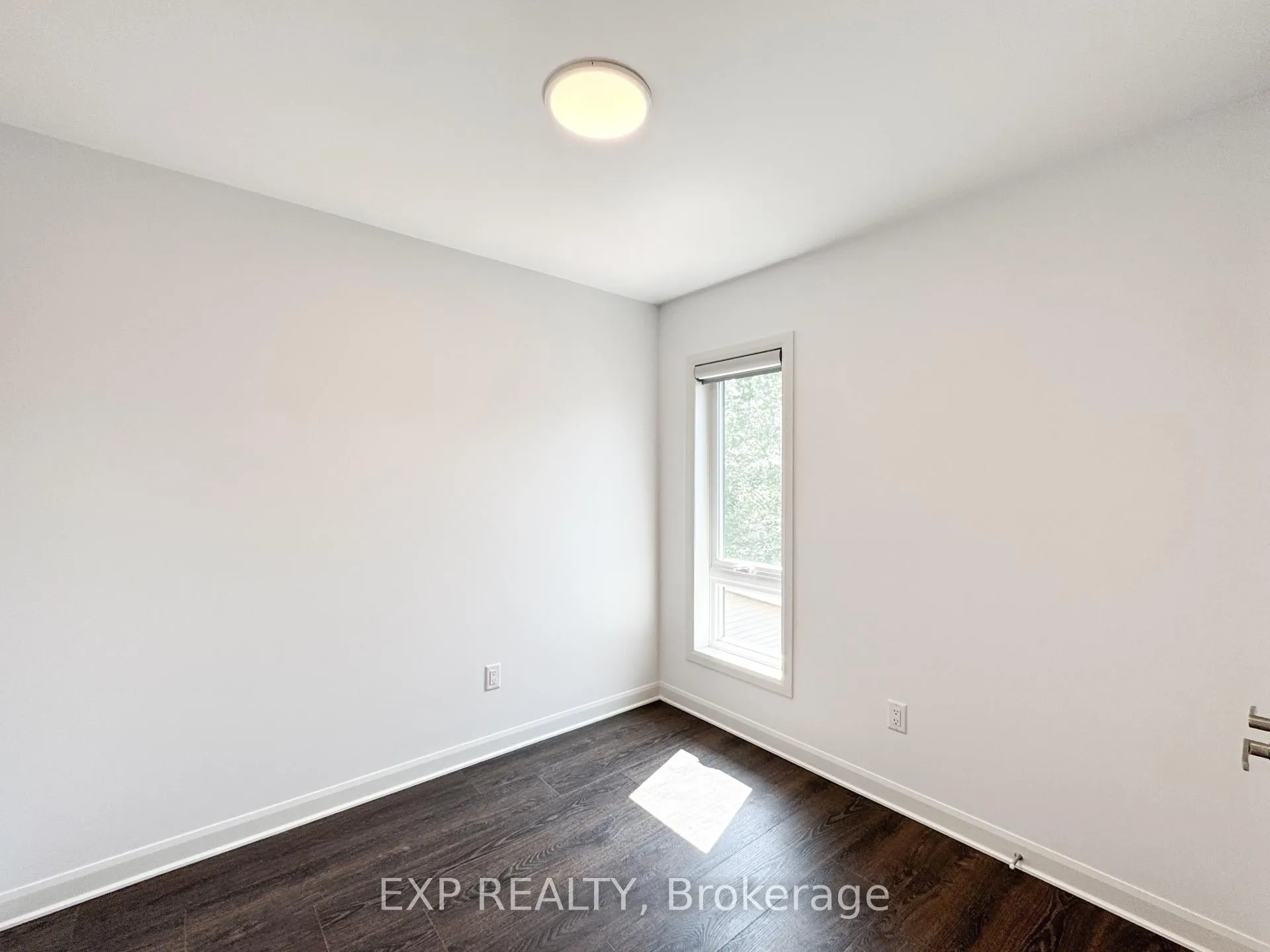 Photo 19 of Unit E, 25 Fair Oaks Crescent E, Ottawa, Craig Henry/Woodvale — HOMEH