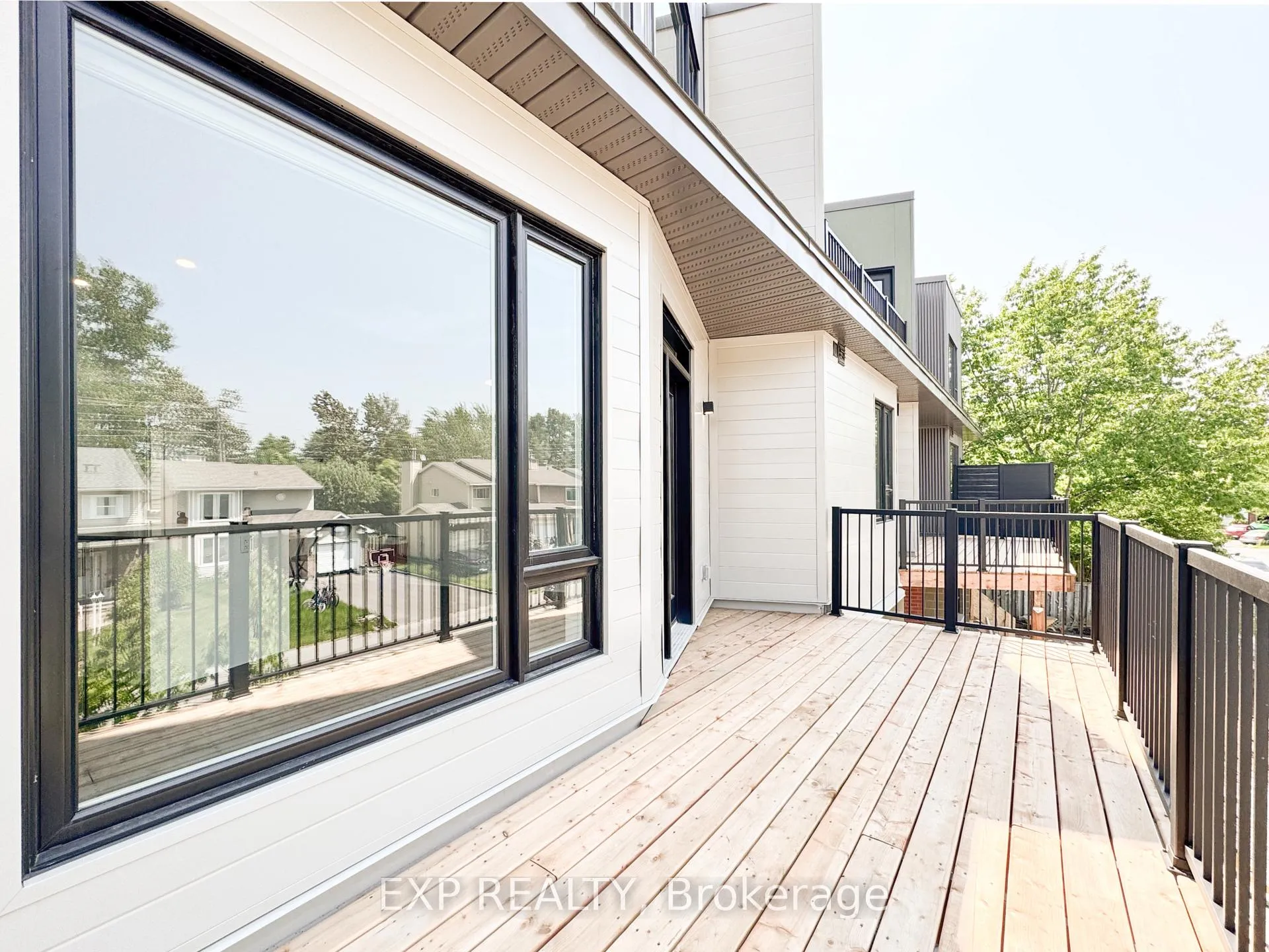 Photo 26 of Unit E, 25 Fair Oaks Crescent E, Ottawa, Craig Henry/Woodvale — HOMEH