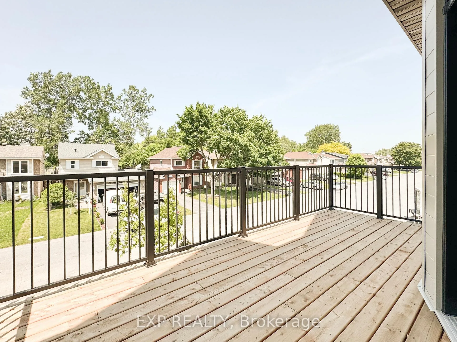 Photo 27 of Unit E, 25 Fair Oaks Crescent E, Ottawa, Craig Henry/Woodvale — HOMEH
