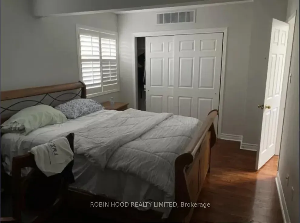 Photo 11 of 30 Coolmine Road, Toronto, Little Portugal — HOMEH