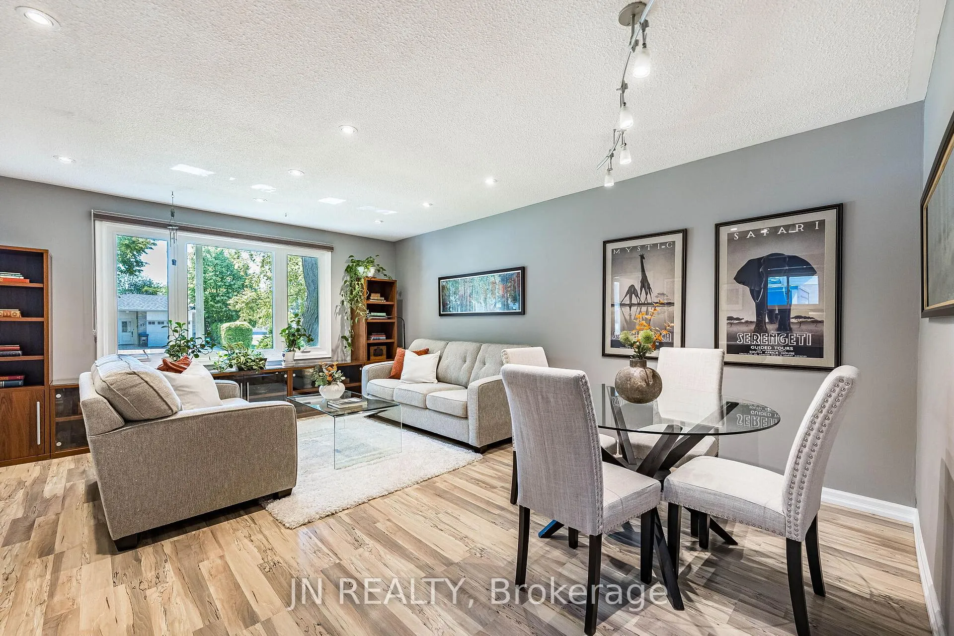 Photo 14 of 32 Barkwood Court, Brampton, Madoc — HOMEH
