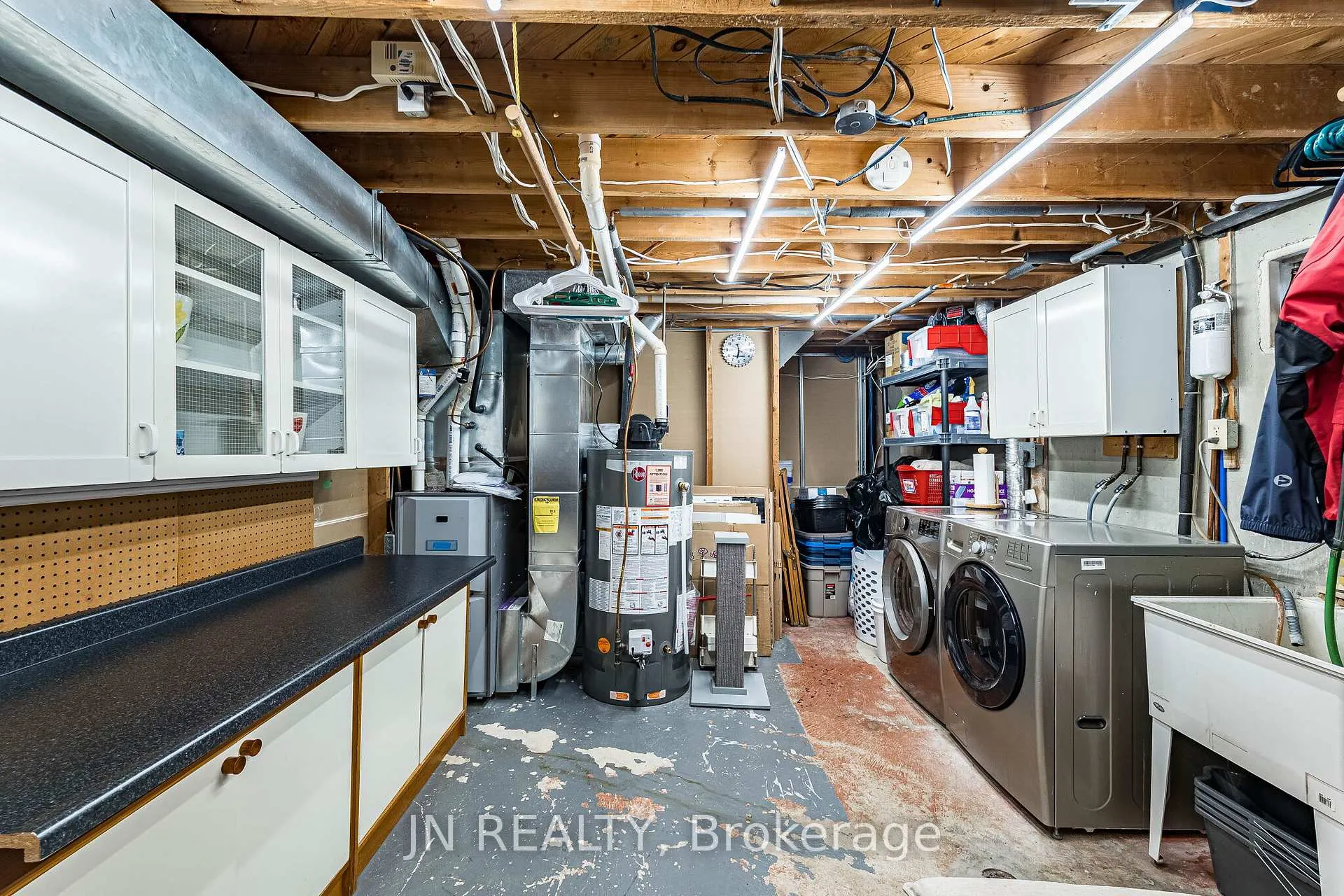 Photo 37 of 32 Barkwood Court, Brampton, Madoc — HOMEH