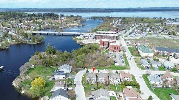 Photo 37 of 4 Short Road, Arnprior, Arnprior — HOMEH