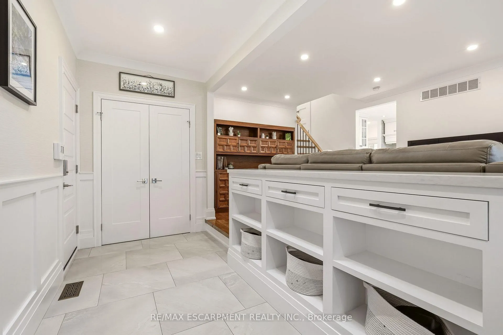 Photo 4 of 20 Audubon Street S, Hamilton, Stoney Creek Mountain — HOMEH