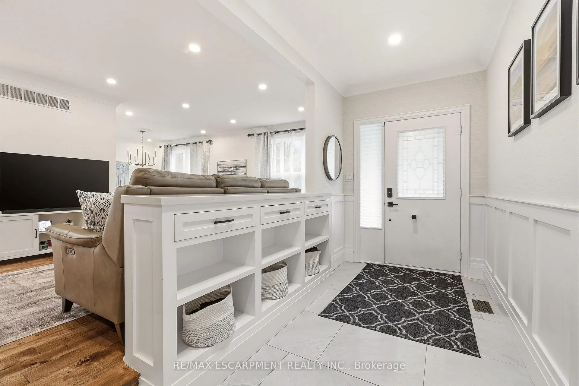 Photo 5 of 20 Audubon Street S, Hamilton, Stoney Creek Mountain — HOMEH