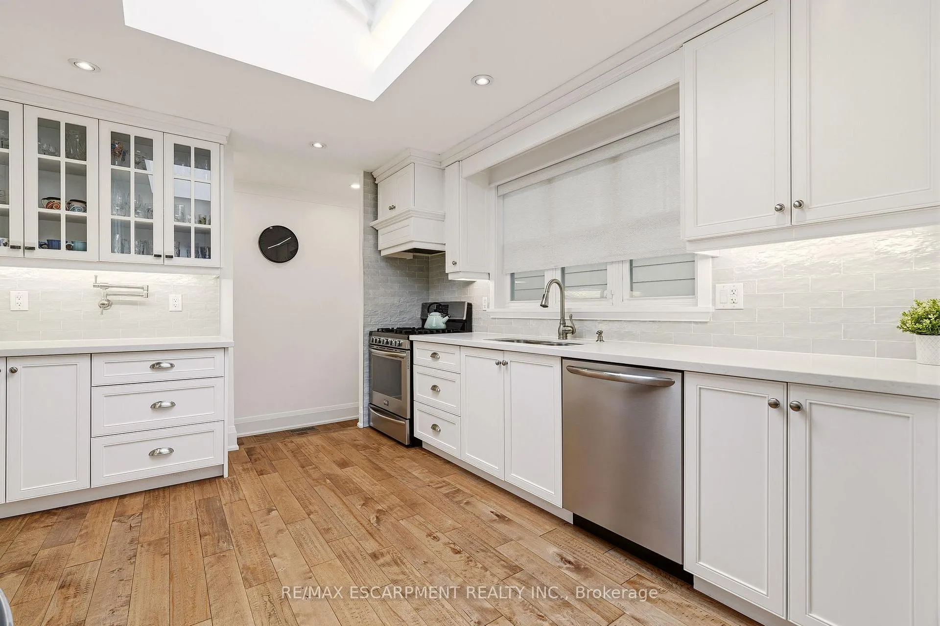 Photo 11 of 20 Audubon Street S, Hamilton, Stoney Creek Mountain — HOMEH