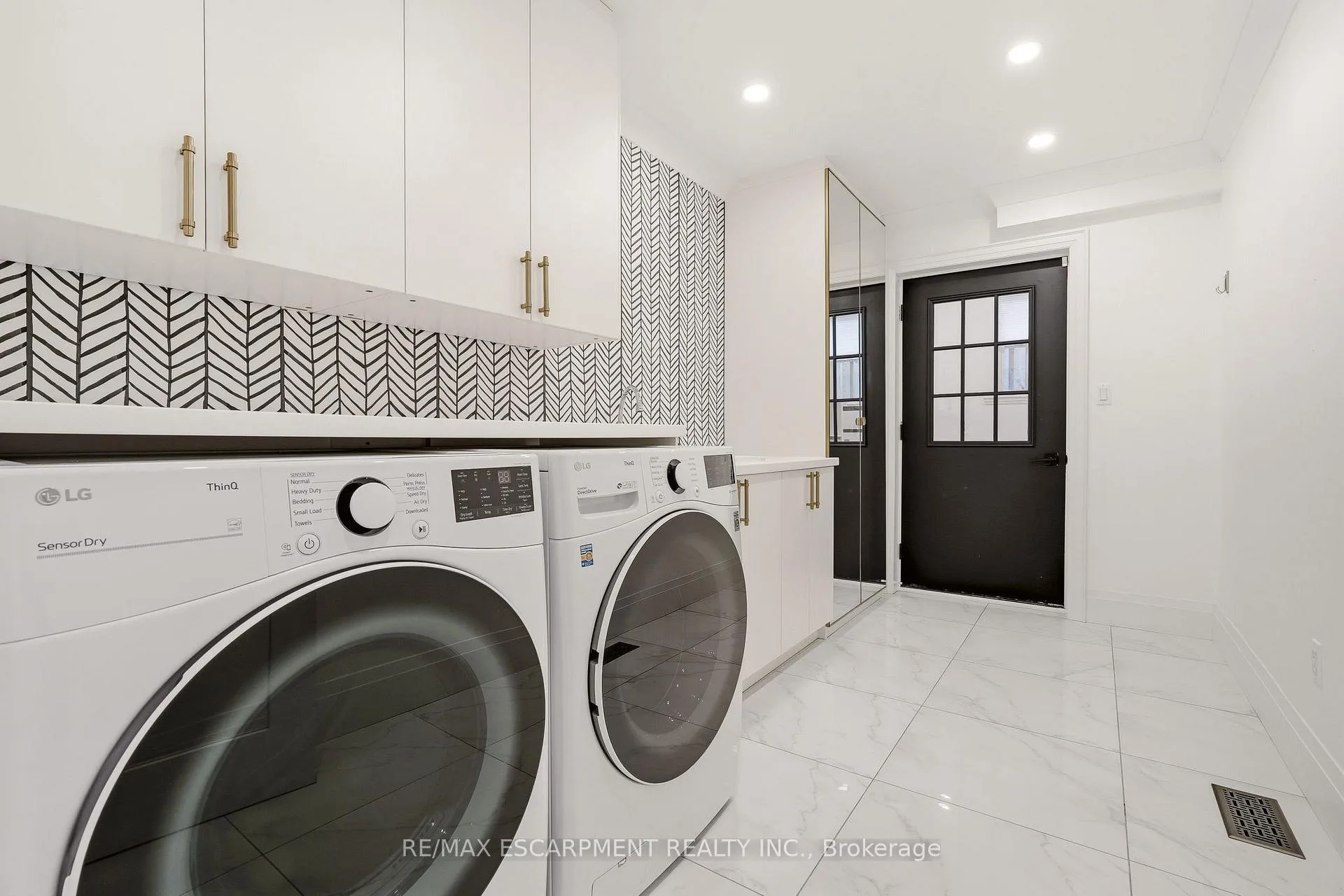 Photo 29 of 20 Audubon Street S, Hamilton, Stoney Creek Mountain — HOMEH